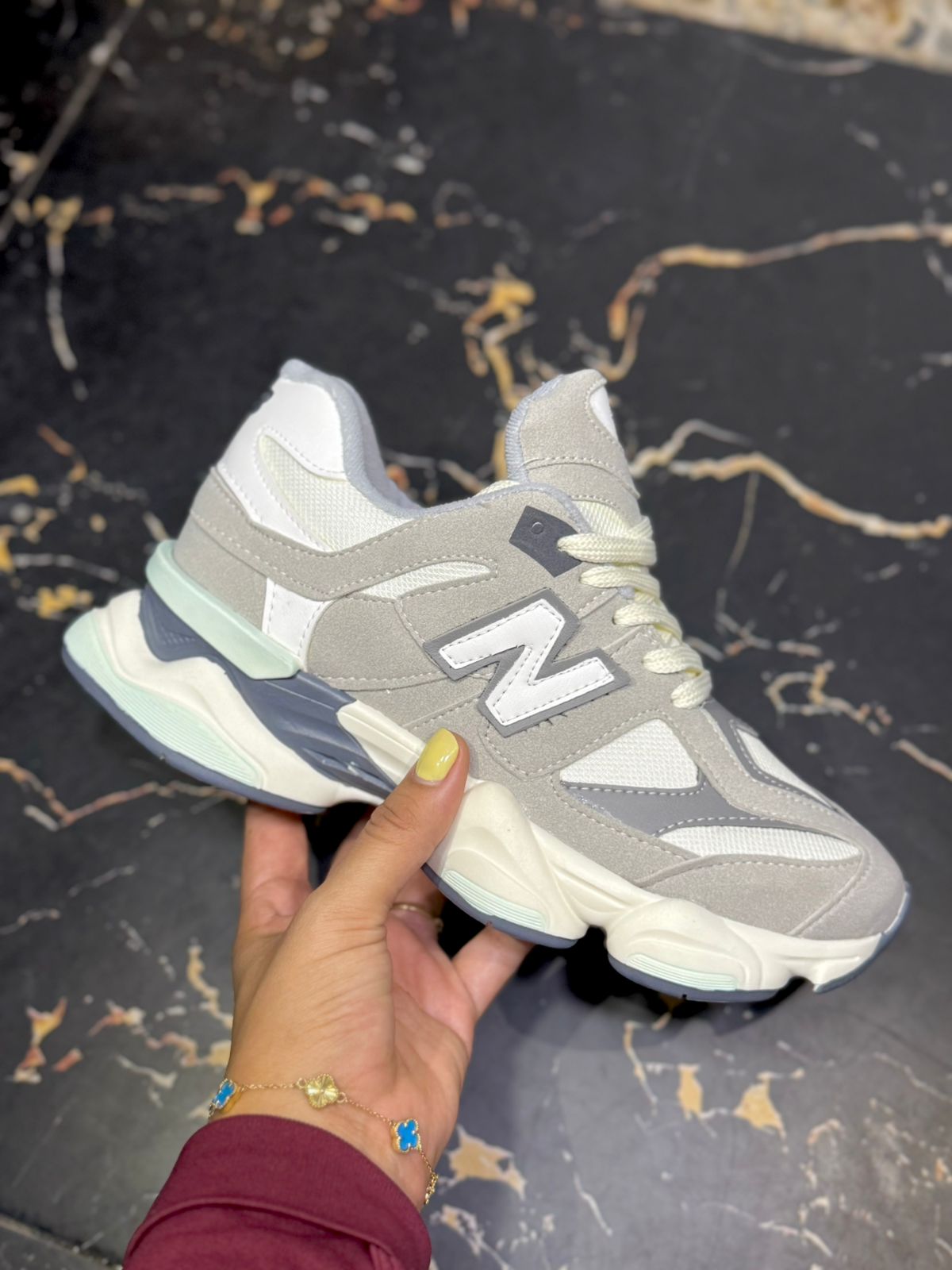 Tenis New Balance 9060 Dama