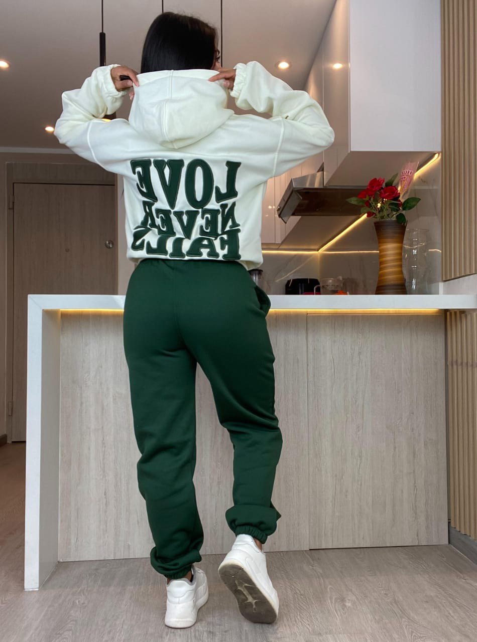 Conjunto De Sudadera Love 3 Prendas