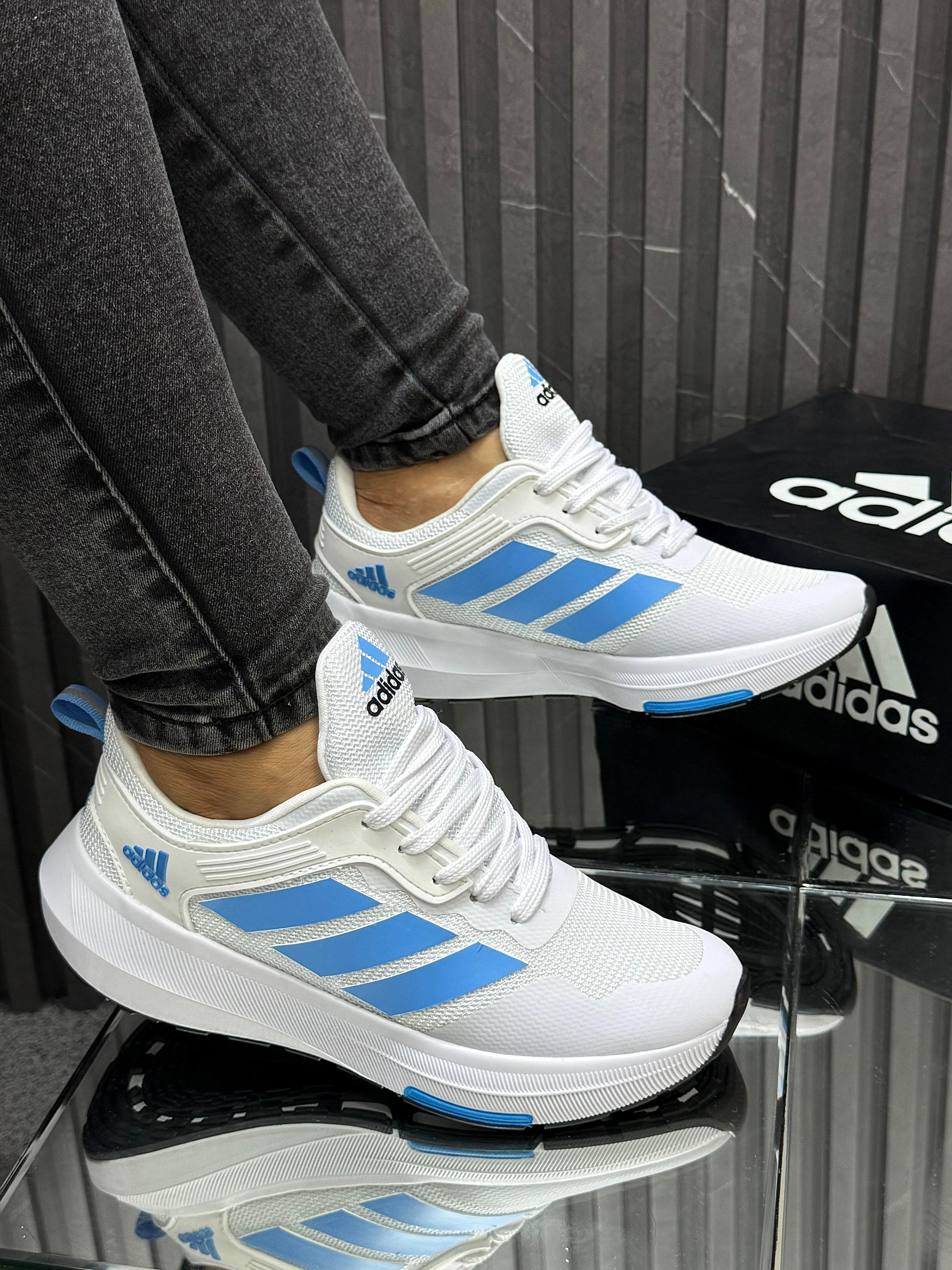 Deportivo Adidas Dama